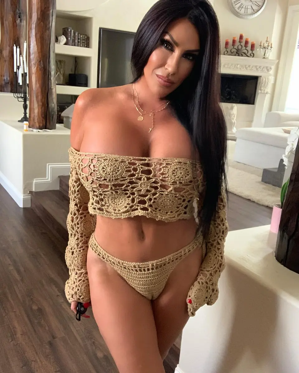 Alanna escort in Istanbul