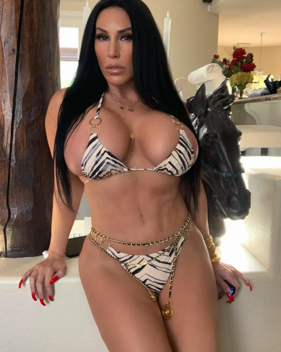 Alanna escort in Istanbul