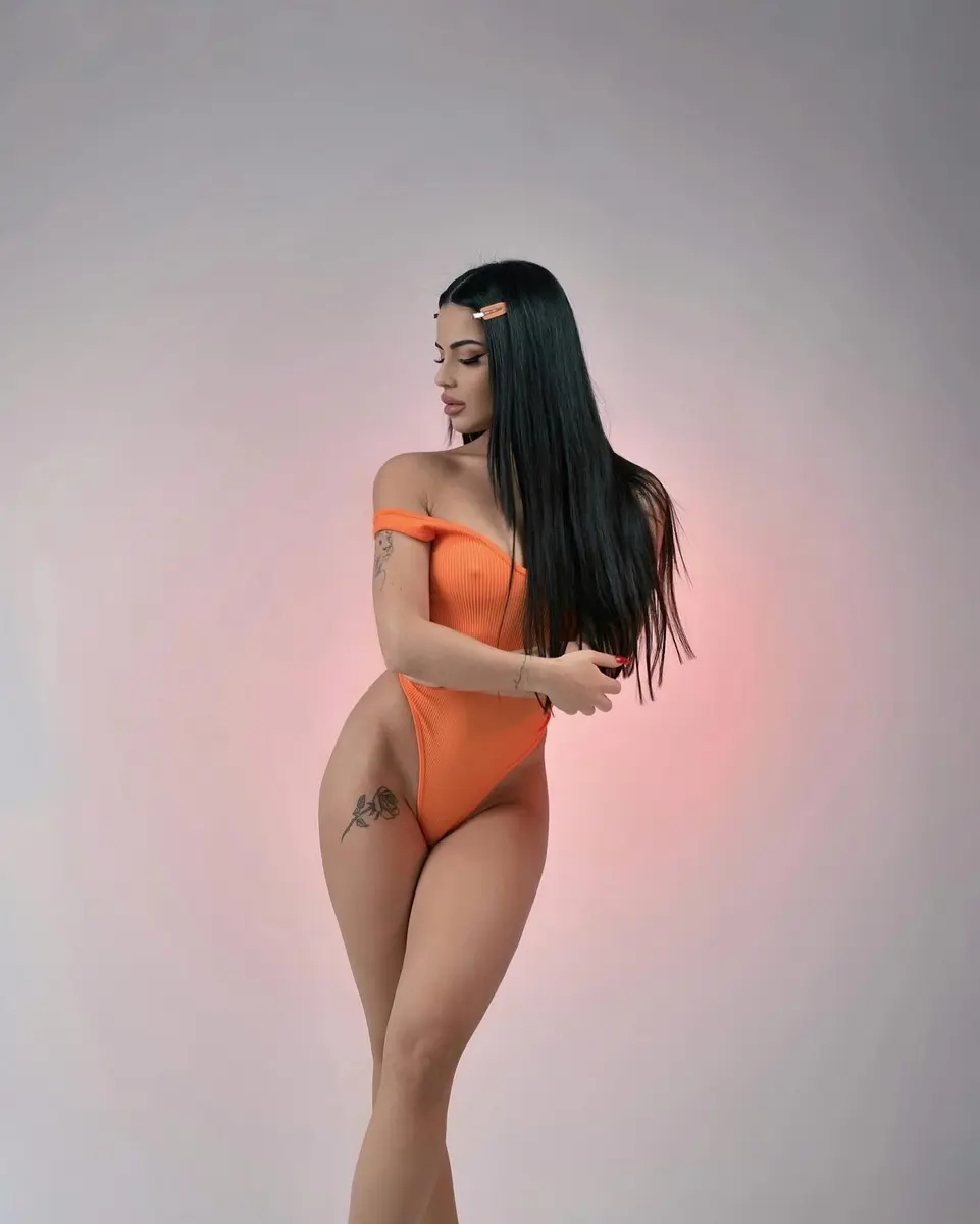 Anna escort in Istanbul