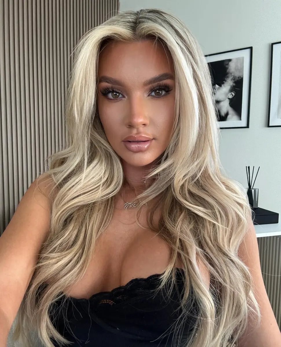 Eriana escort in Istanbul