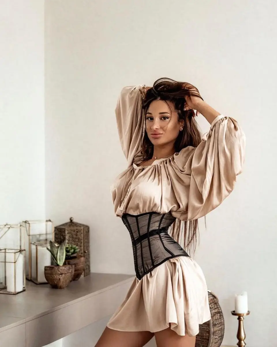 Nika escort in Istanbul