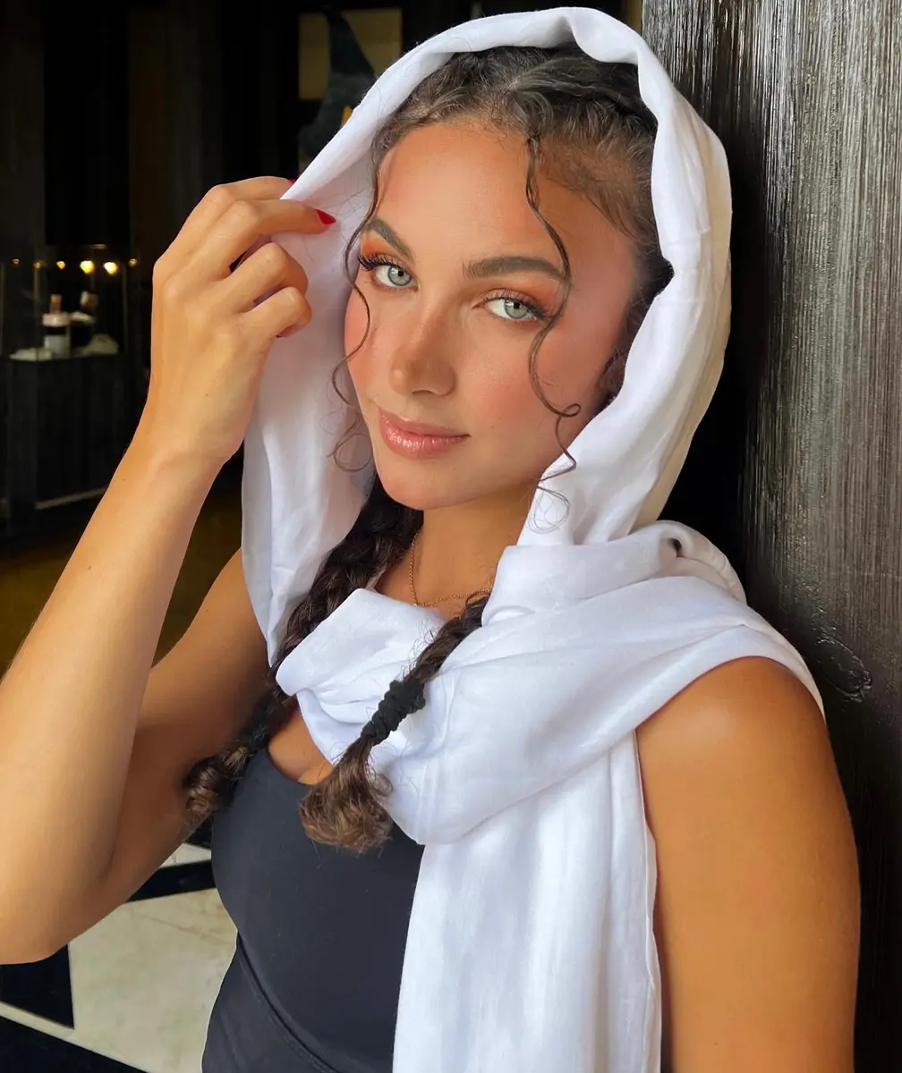 Nina escort in Istanbul